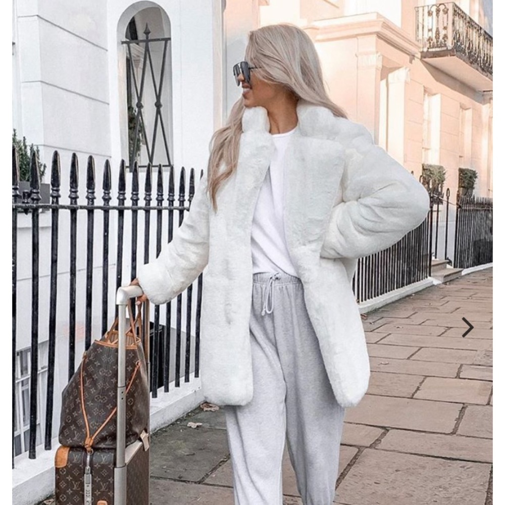 Elle white faux fur coat